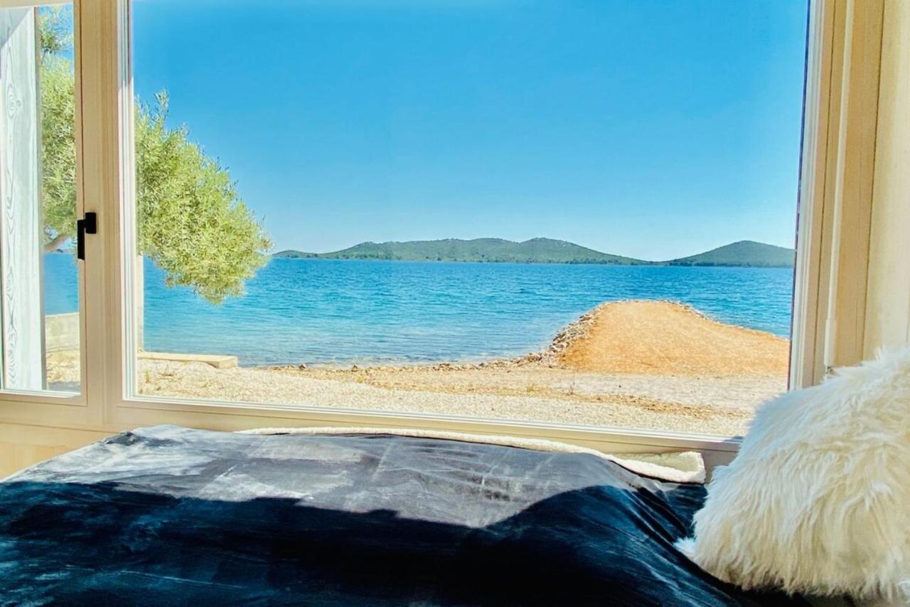 Buqez Eco Resort - Beach Villa 28 - Directly By Beach 드라게 외부 사진